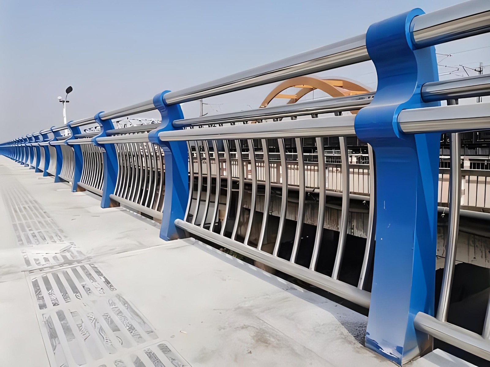 津南不锈钢复合管护栏制造工艺要求及其重要性